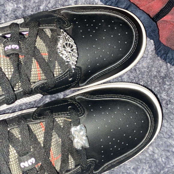 jordan 1s - Picture 6 of 6